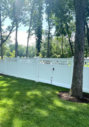 custom white fence built for home in lake forest il